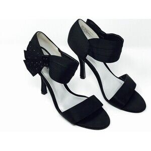Women's APT 9 Valentine Color Black Heel  Peep toe Pumps  Dress Shoes Size 6M